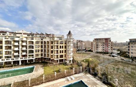 Moderné štúdio s výhľadom na bazén, komplex „U-Dacha“ - Фото13