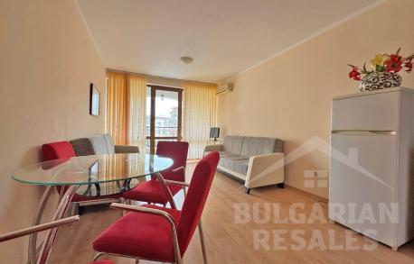 Studio z meblami i widokiem na basen w kompleksie „Chateau Valon” - Фото3