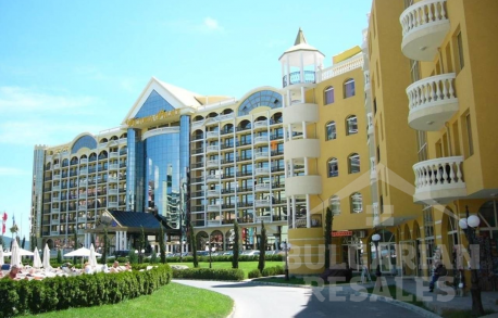 Mieszkanie w kompleksie w pobliżu rozrywek kurortu - Фото1