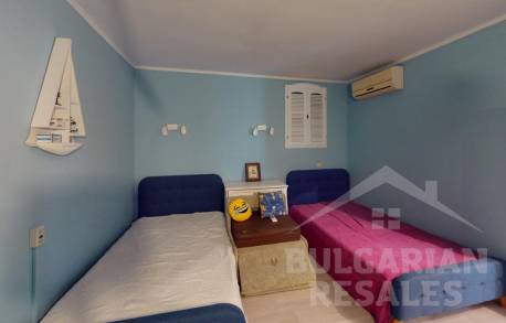 Вила с три спални и частен басейн - Снимка 22