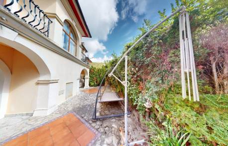 Добре проектирана къща с 4 спални - Снимка 18