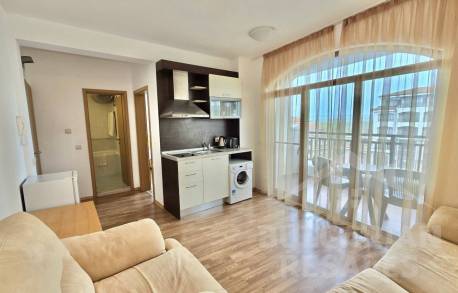 Kúpte si cenovo výhodný byt s výhľadom na bazén v Aheloji - Фото5