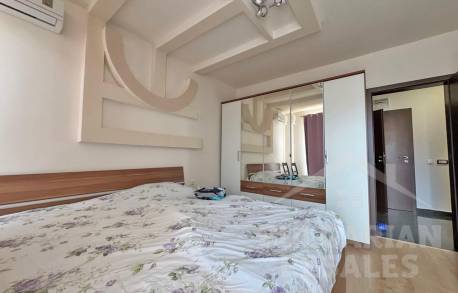 Výhľad na bazén. Byt pre veľkú rodinu v komplexe „VIP Image“ - Фото11