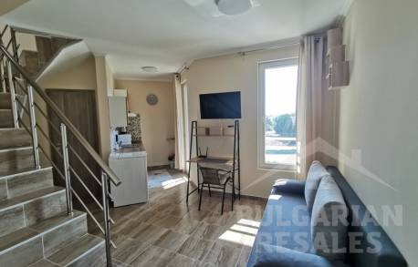 Мезонет в комплекс с плувен басейн, хубав квартал! - Снимка 2