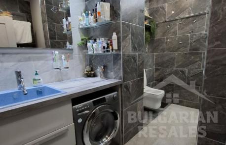 Hurry up to buy! Apartment with designer renovation - Photo 9