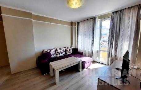 2-izbový byt v modernom komplexe v Pomorí s výhľadom na bazén - Фото15