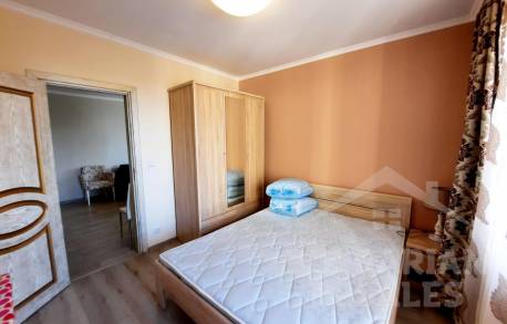 Svetlý 2-izbový byt s výhľadom na bazén - Фото16