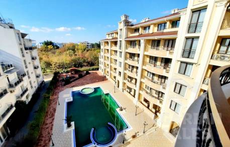 Krásny 3-izbový byt vo Flora Beach Resort Pomorie - Фото23