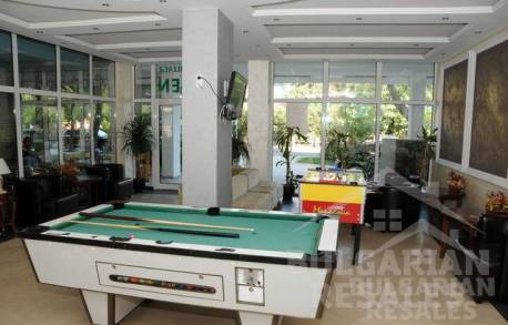 Štúdio s veľkou terasou v komplexe na prvej línii - Фото14