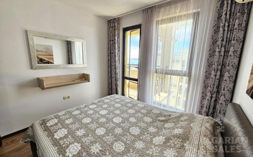 Sea view, one bedroom, modern renovation, Sea Shore complex - Photo 8