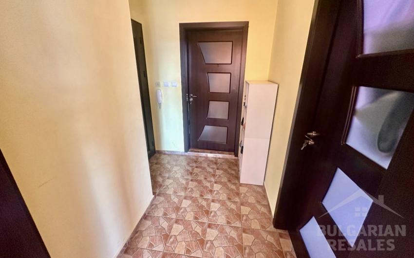 Two-room apartment in a residential building without maintenance fees, Sarafovo - Photo 12