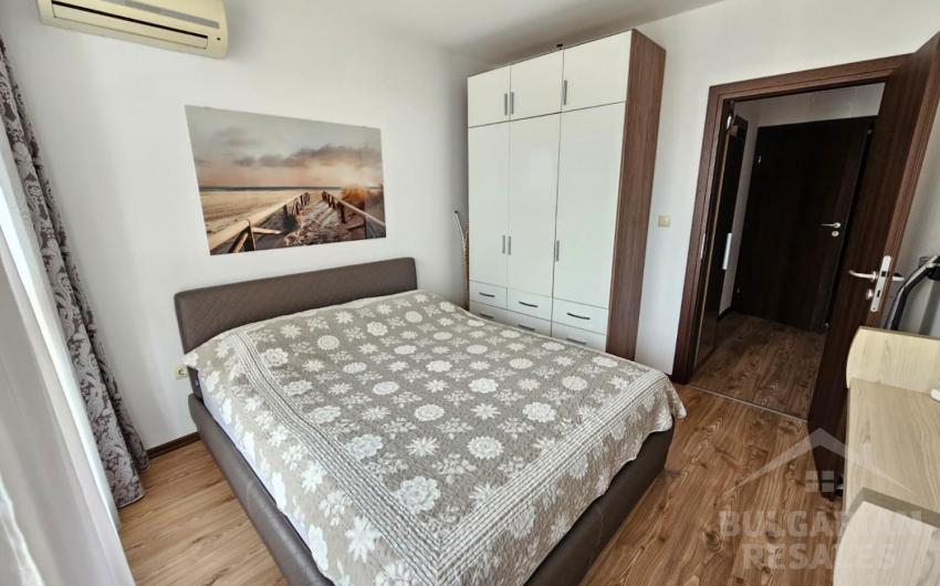 Sea view, one bedroom, modern renovation, Sea Shore complex - Photo 6