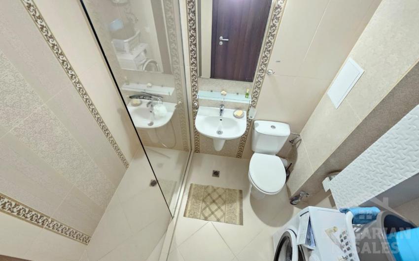 Sea view, one bedroom, modern renovation, Sea Shore complex - Photo 11