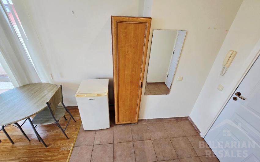 Niedroga studio z widokiem na basen, 49 900 € - Фото12