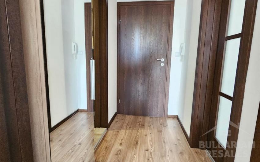 Sea view, one bedroom, modern renovation, Sea Shore complex - Photo 12