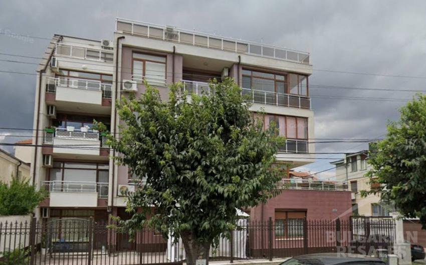 Two-room apartment in a residential building without maintenance fees, Sarafovo - Photo 1