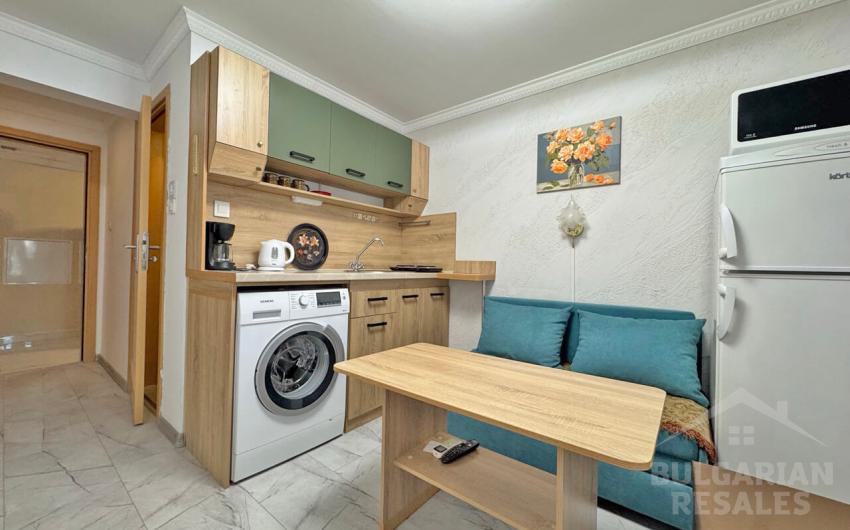 Studio z nowymi meblami i częścią sypialną, Słoneczny Brzeg - Фото4