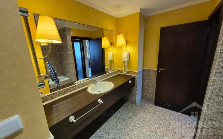 Luxury property on the beachfront - Photo 9