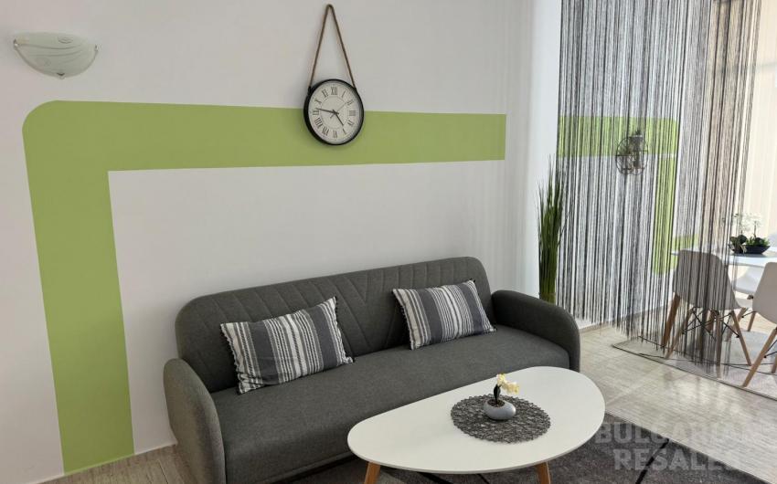 For sale apartment with beautiful interior - Photo 4