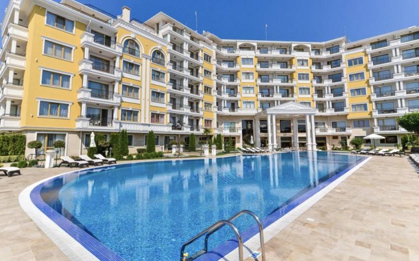 Просторен апартамент в луксозен комплекс ID: 4565 - Снимка 1