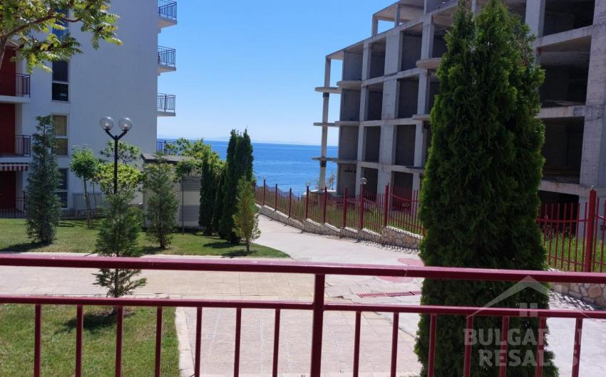 One bedroom apartment with sea view in complex on the fist line  - Photo 6