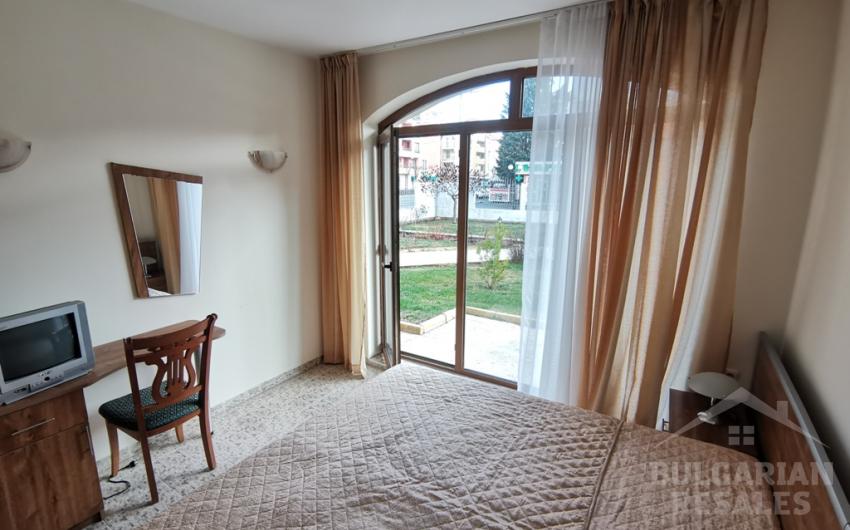 Jednoizbový apartmán s terasou v komplexe Royal Dreams - Фото11