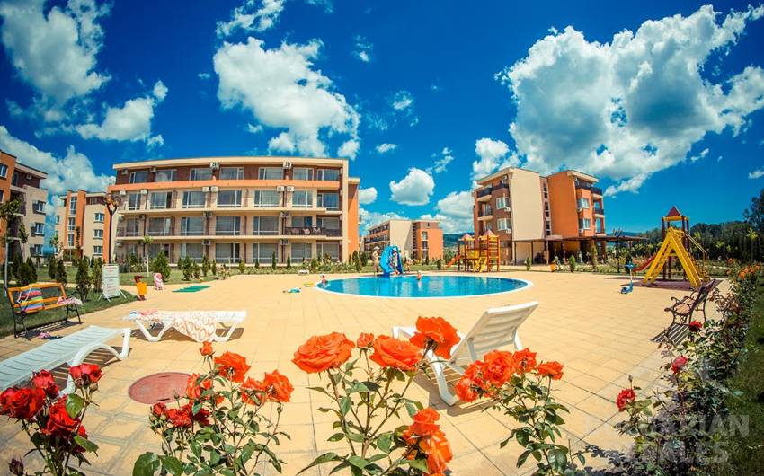 Апартамент с две спални в комплекс с голяма територия ID: 2060 - Снимка 18