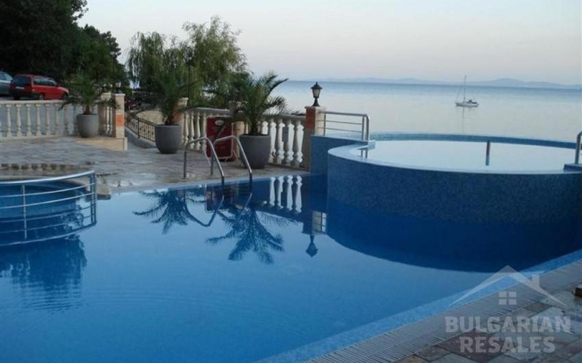 Buy apartment with sea view in Nessebar, Rich complex - Photo 13