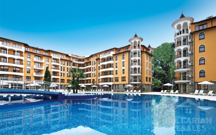 Двустаен апартамент в комплекс Royal Sun - Снимка 1