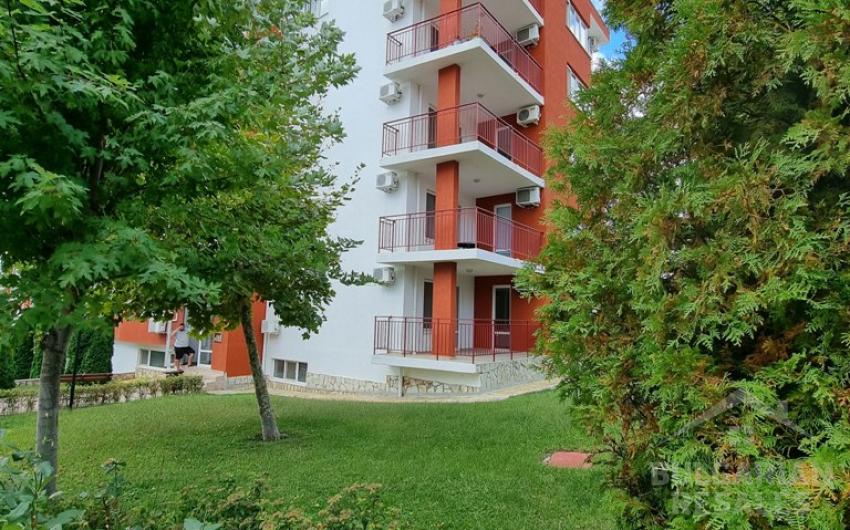 Apartment with a large balcony in the complex on the 1st line - Photo 14