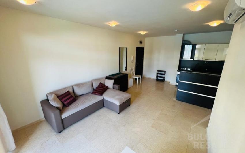 Sea view! Flat in elite residential complex with SPA and swimming pool - Photo 2