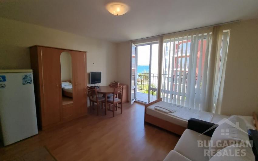 Sea view! 1 line! Studio for sale - Photo 2