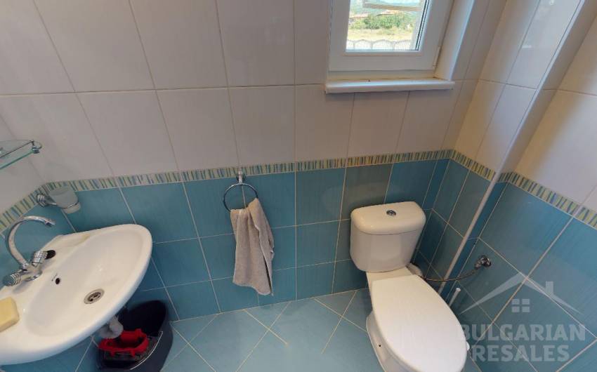 Detached house with renovation at a great price ID: 2494 - Photo 10