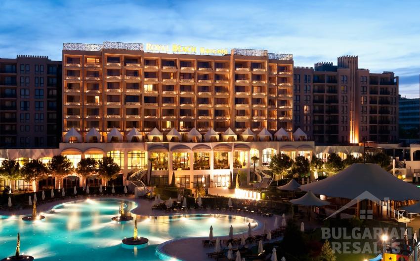 Апартамент Royal Beach Barcelo с изглед към морето - Снимка 15