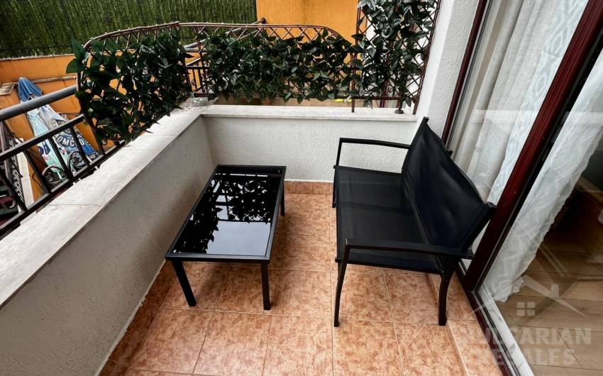 Prvý riadok! Štúdio s dobrým nábytkom, výhľad na bazén. ID: 4157 - Фото8