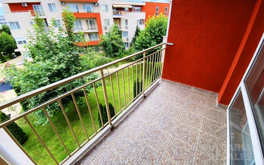 Апартамент с две спални в комплекс с голяма територия ID: 2060 - Снимка 15