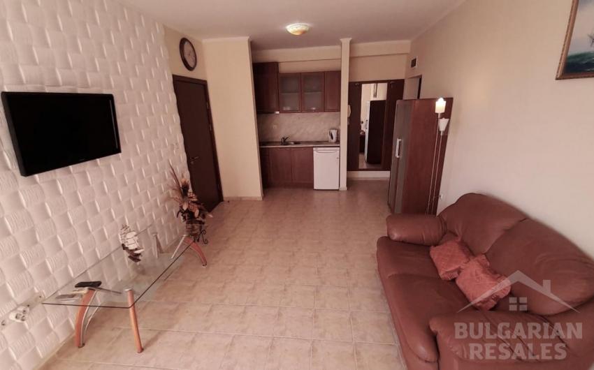 Apartmán s výhľadom na bazén v komplexe Apolon 2 - Фото8