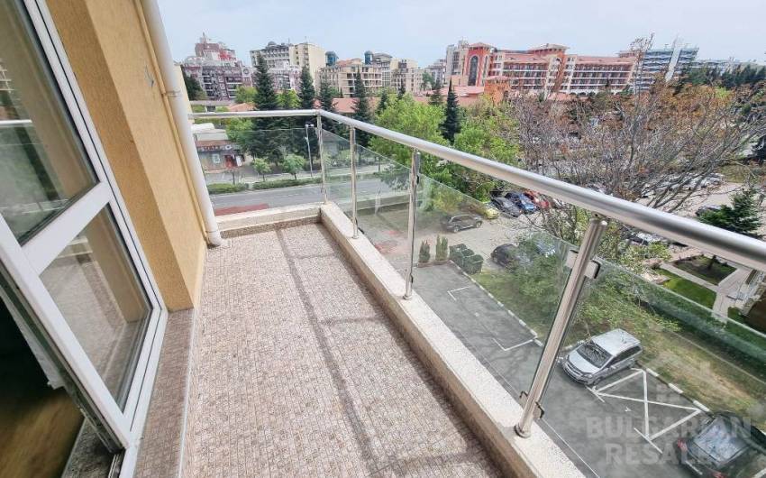 Голям апартамент в центъра на курорта, близо до плажа ID: 3775 - Снимка 5