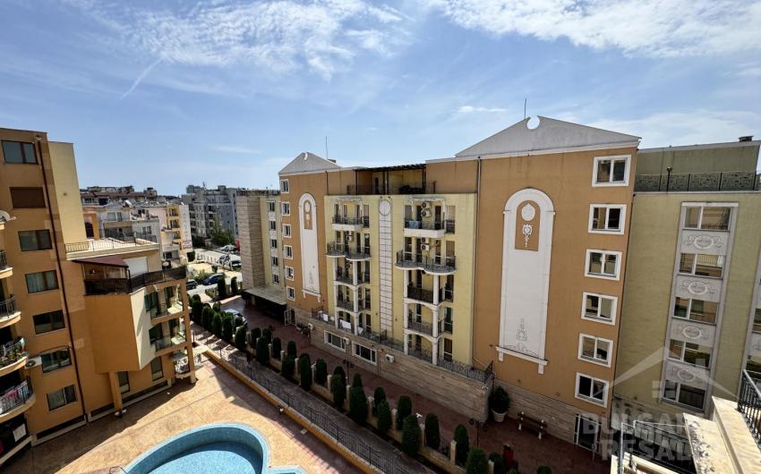 Two bedroom apartment at a nice price in the center of the resort! - Photo 1