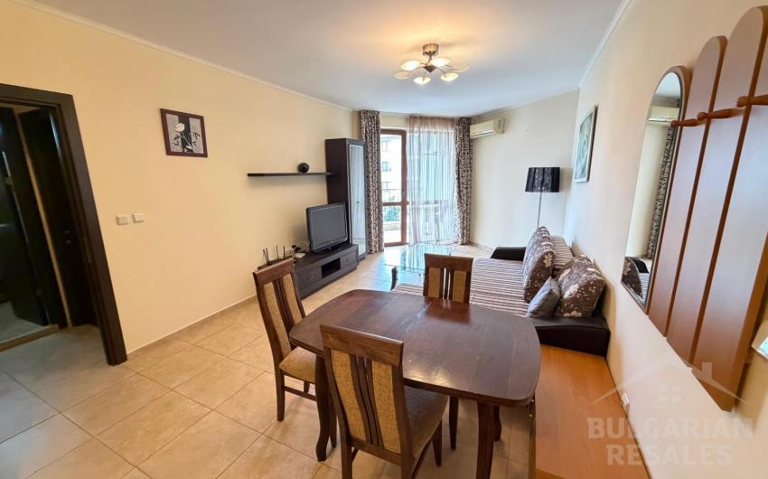 Апартамент с 2 спальнями в комплексе 