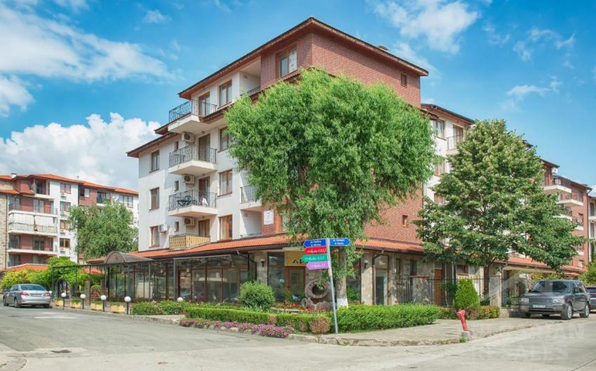 Апартамент с 2 спальнями в комплексе 