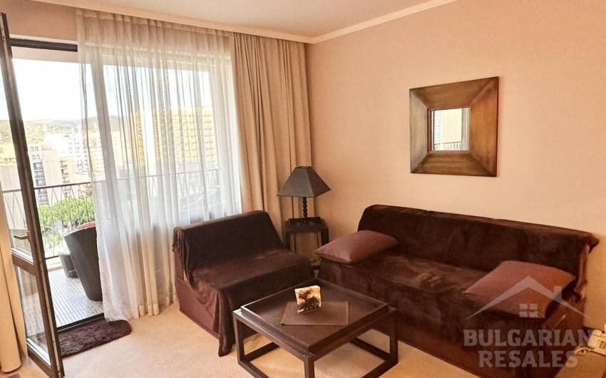 One bedroom apartment with a gorgeous view  ID: 4509 - Photo 3