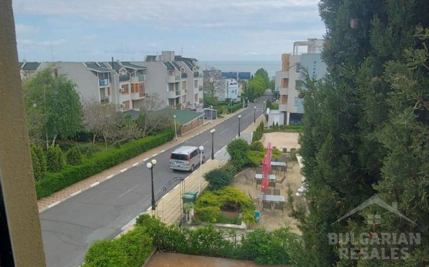 Апартамент за продажба в комплекс с басейн ID: 3408 - Снимка 4