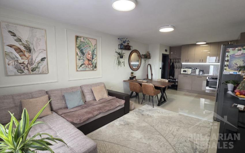 Buy with us! Cozy and modern apartment in Sveti Vlas - Photo 1