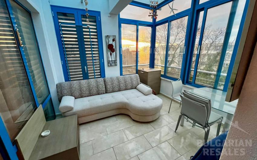 One bedroom apartment with nice renovation in “Excelsior” ID: 4859 - Photo 11