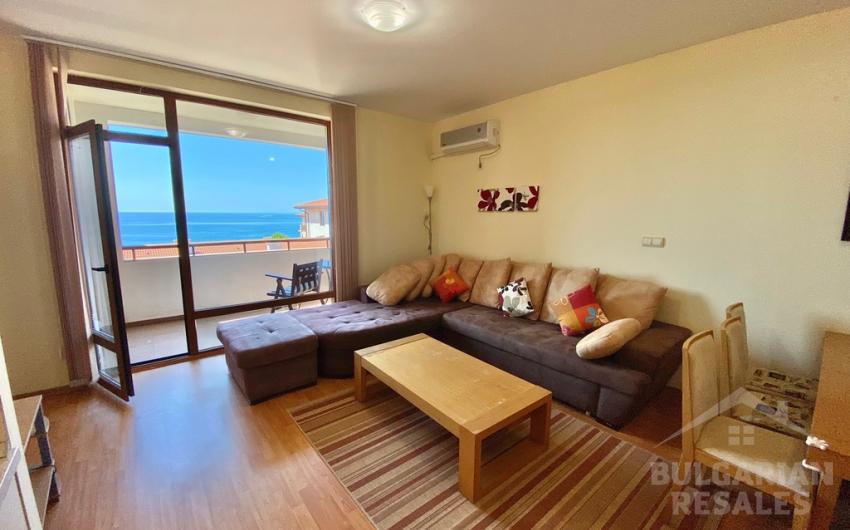 Sea view, two bedrooms and two terraces! - Photo 1