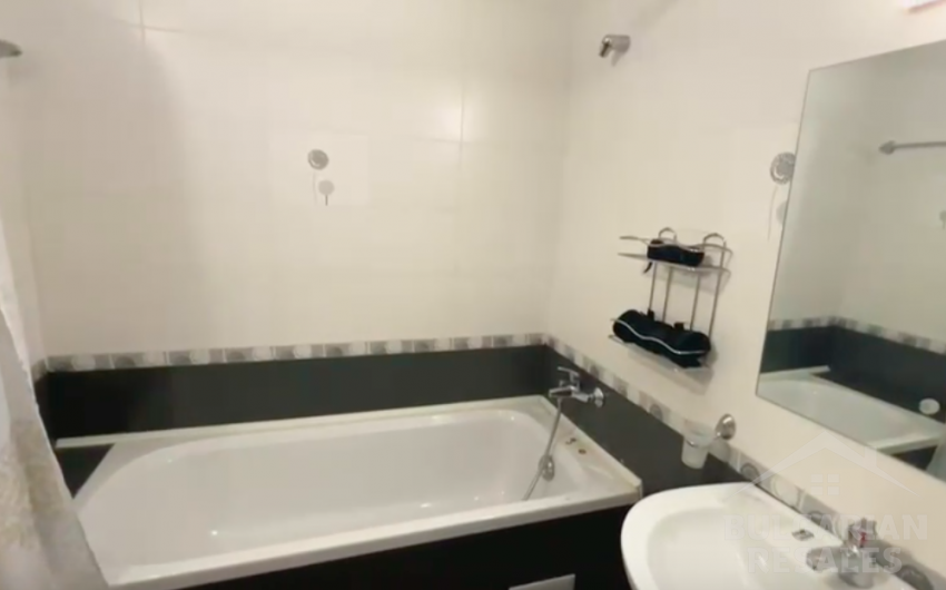 Apartament z 2 sypialniami w kompleksie „Garden of Eden”, Święty Włas - Фото10