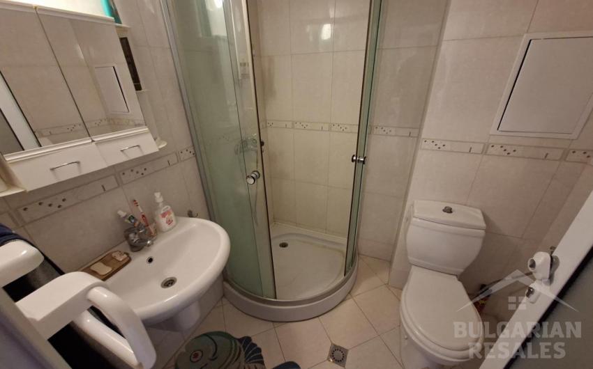 Dwupokojowe mieszkanie w kompleksie „Grand Kamelia”, 60 m², 68 000 € - Фото9