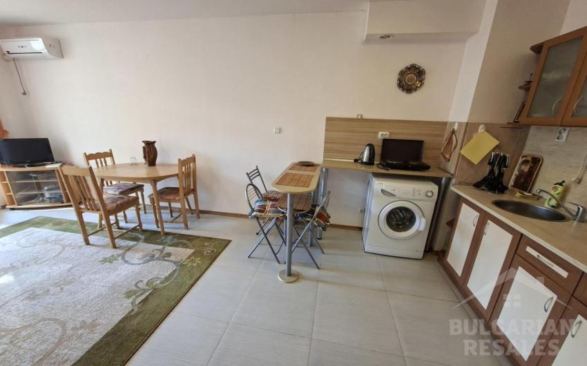 Dwupokojowe mieszkanie w kompleksie „Grand Kamelia”, 60 m², 68 000 € - Фото7