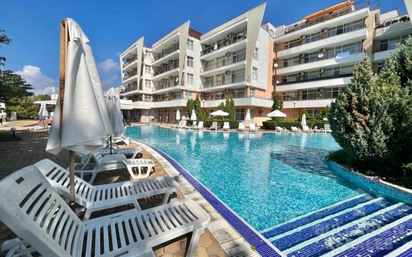 Dwupokojowe mieszkanie w kompleksie „Grand Kamelia”, 60 m², 68 000 € - Фото13